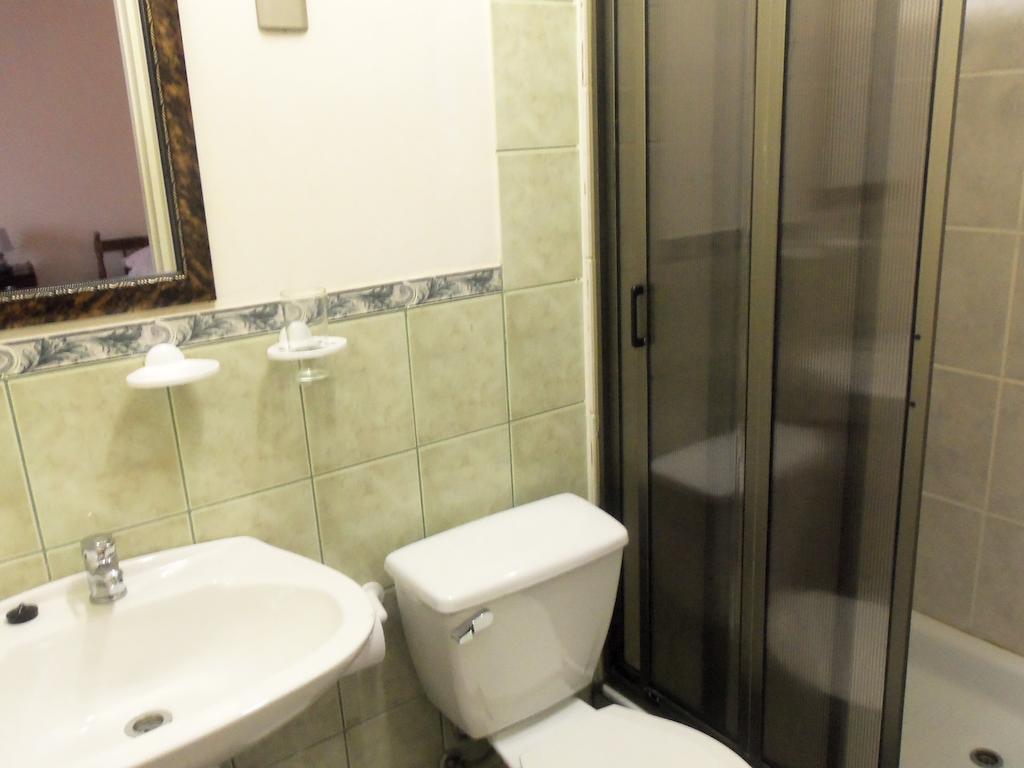 Hostal Joshiken Πούντα Αρένας Δωμάτιο φωτογραφία